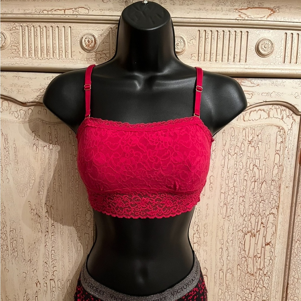 Victoria’s Secret Lace Bralette EUC